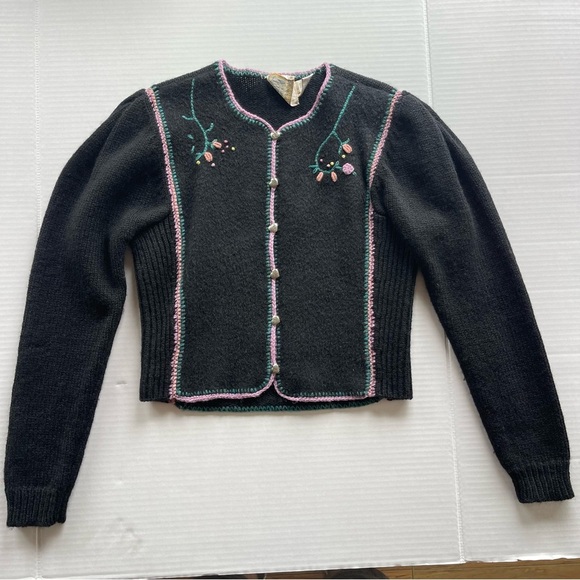 Susan Bristol Vintage Womens Cardigan Sz M Black Wool Embroidered Floral - Picture 8 of 9